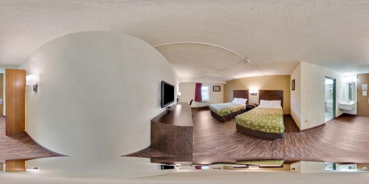 Econo Lodge Inn & Suites Binghamton Exteriér fotografie