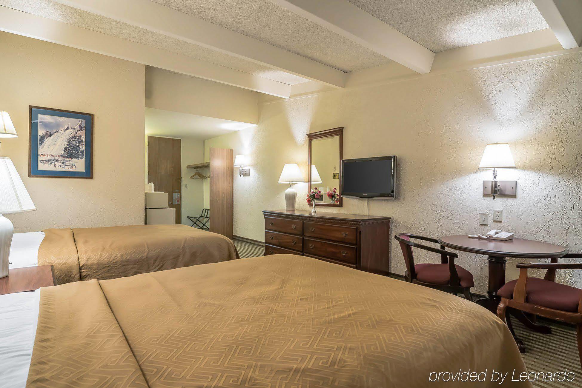 Econo Lodge Inn & Suites Binghamton Exteriér fotografie